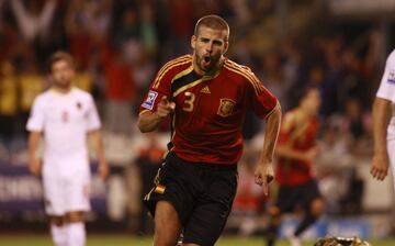 En un partido clasificatoria para el Mundial de Sudáfrica (05/09/09) Piqué anotó su tercer gol como internacional. La víctima, esta vez, fue Bélgica. Poca más de un mes después, consiguió anotar de nuevo frente a Bosnia y Herzegovina.