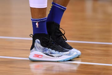 La mayoría de los Curry 4 se encuentran en un precio de 130 dólares.