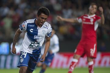 El partido más movido de la jornada, ida y vuelta en el Huracán, expulsiones, parecía que llegaba el empate de los Diablos y al final aguantaron bien los Tuzos los embates y se convirtieron en el mejor local del torneo, de visita no dan una pero en su casa nadie le falta al respeto.