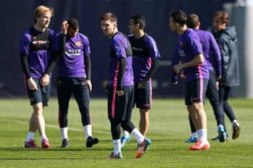 Messi ya entrenó con el Barcelona y estará ante el Real Madrid