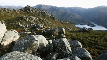 Las 13 mejores rutas de montaña por Galicia: senderismo por Ancares, Ribeira Sacra, Macizo Central...