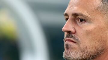 Guadalajara's Spanish head coach Oscar Garcia looks on ahead the Liga MX Clausura football match between Guadalajara and Pachuca at the Akron stadium in Zapopan, Jalisco state, Mexico on February 22, 2025. (Photo by Ulises Ruiz / AFP)