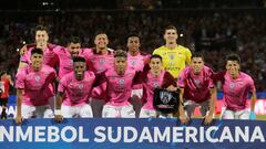 Soccer Football - Copa Sudamericana - Final - Colon de Santa Fe v Independiente del Valle - General Pablo Rojas Stadium, Asuncion, Paraguay - November 9, 2019   Independiente del Valle players pose for a team group photo before the match   REUTERS/Jorge A