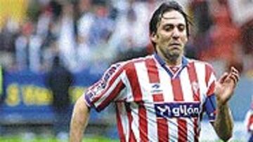 <B>SEGUNDO FICHAJE</B>. David Cano es el segundo refuerzo del Oviedo.