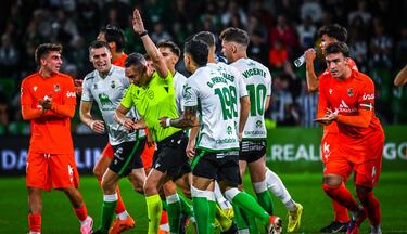 Peio Canales evita un susto de Halloween