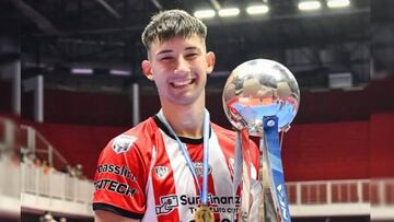 “Mi sueño es clasificar a un Mundial con la Roja... Todavía soy joven y me queda mucha carrera”