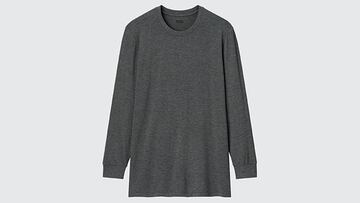 Una de las mejores camisetas térmicas UNIQLO.