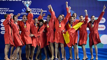 España reina en un nuevo waterpolo que volverá a retocar sus normas