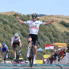 Pogacar termina 2023 como líder del ciclismo