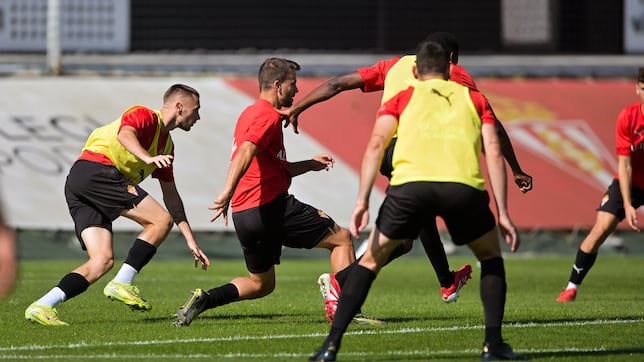 Toda la plantilla a disposición de Garitano para recibir a la Cultural