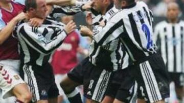 <B>ARREPENTIDO.</B> Bowyer ha manifestado públicamente su arrepentimiento por la pelea que protagonizó con Dyer.