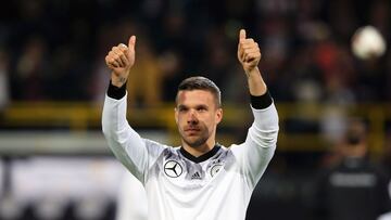 Podolski no lleg&oacute; a Gallos por temas familiares afirma presidente del Quer&eacute;taro