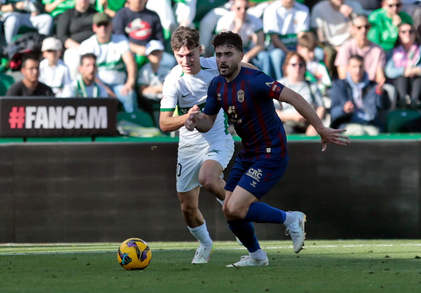 Sergio Ortuño en el encuentro que medía al Eldense frente al Elche en el Martínez Valero.