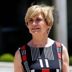 “Francamente inhumana”: las impresionantes filas en la Embajada de Venezuela en Chile