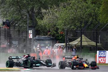 La carrera de Imola bajo la lluvia en imágenes