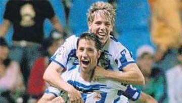 <b>BIGOLEADOR. </b>Joan Capdevila se convirtió ayer en el delantero que busca Caparrós.