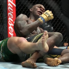 Adesanya vuelve al ruedo