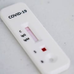 Abbott lanza un test que detecta el virus en 15 minutos