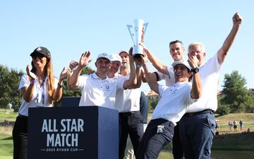 Kipp Poppert, Garrett Hilbert, Novak Djokovic, Gareth Bale, Leonardo Fioravanti y Colin Montgomerie celebran la victoria en el torneo. 