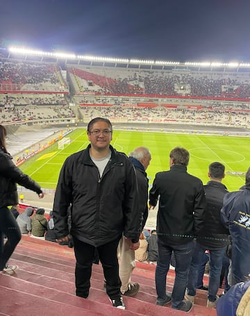 Sebastián Tabilo en el Monumental de Argentina.