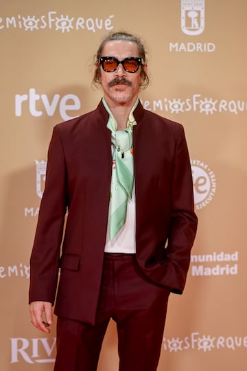 El actor Oscar Jaenada posa en la alfombra roja de la 30 edici¨®n de los Premios Jos¨¦ Mar¨ªa Forqu¨¦, en el Palacio Municipal de IFEMA.