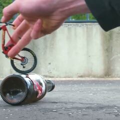 Handy MacAskill, la versión con dedos del viral ciclista escocés