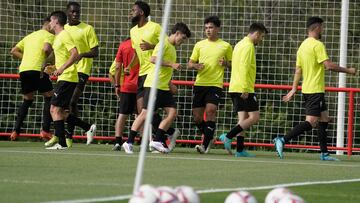 13.07.2024 ENTRENAMIENTO SPORTING
MAREO JUGADORES EN EL ENTRENAMIENTO