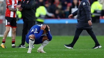 Thiago Silva, jugador del Chelsea, se lamenta tras el empate ante el Sheffield United.