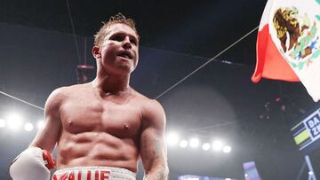 La leyenda del boxeo mexicano no dudo en elogiar al boxeador tapatío después de derrotar a Smith; tiro de perfecta la actuación de Canelo.