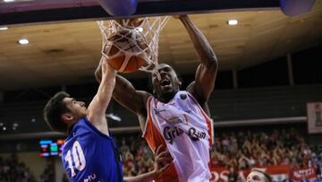 Jalen Reynolds, poder intimidador en ataque y defensa.