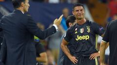 Así como Cristiano Ronaldo otros futbolistas que lloraron en la cancha