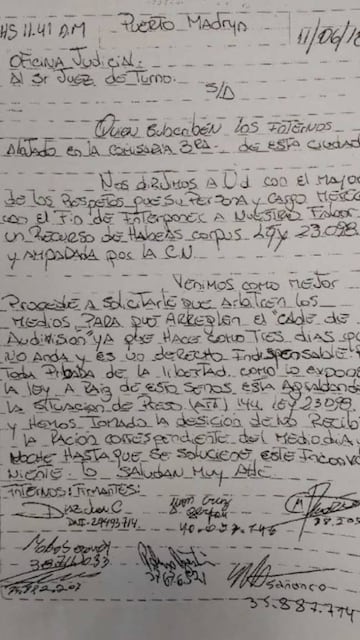 La carta de los presos en huelga de hambre hasta que les arreglen la televisi&oacute;n para poder ver el Mundial.