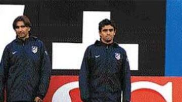 <B>APENAS HIZO NADA</B>. Ibagaza estiró e hizo ejercicios físicos.