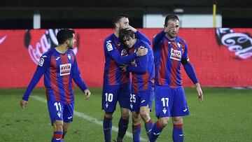 EIBAR, SPAIN - JANUARY 03: Bryan Gil of SD Eibar celebrates with team mates (l - r) Rafa, Edu Exposito and Kike after scoring their sides second goal during the La Liga Santander match between SD Eibar and Granada CF at Estadio Municipal de Ipurua on Janu
