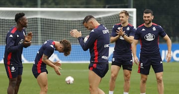 Los jugadores del Deportivo, en un momento del entrenamiento