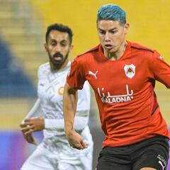 James asiste ante Al Wakrah, pero el juego se suspende