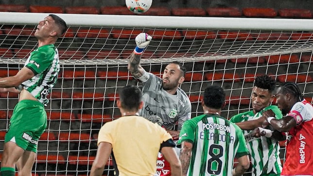 Nacional y Santa Fe sellan su clasificación con empate