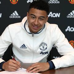 Lingard firma con el Manchester United hasta 2021
