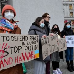 SWIFT, the banking system Europe could use to sanction Russia over Ukraine