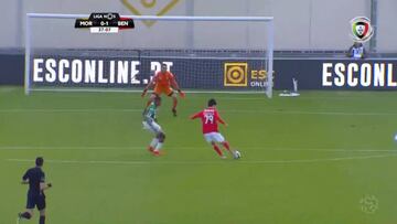 Joao F¨¦lix tambi¨¦n se luce en la faceta goleadora: desmarque y definici¨®n de 'killer' total