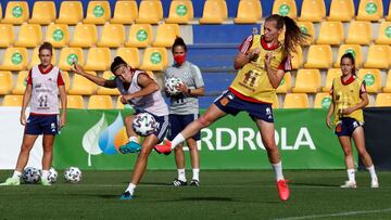 Guijarro y Torrodá, durante el entrenamiento de ayer.