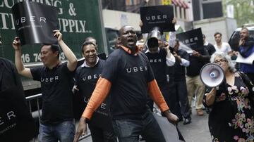 Conductores de Uber protestando en New York