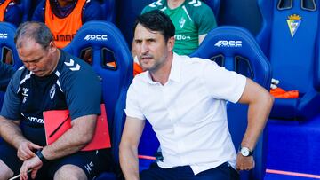 13/09/25 PARTIDO SEGUNDA DIVISION CADIZ - EIBAR BEÑAT SAN JOSE