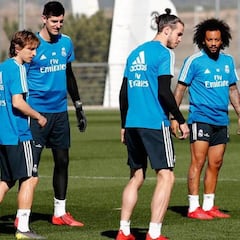 Llorente, única baja; entrar en la lista está caro