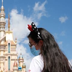 Disney World retrasa reapertura de parques por repunte de casos