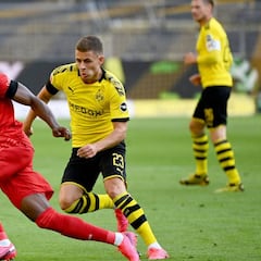 Müller describe a Alponso Davies como el correcaminos del Bayern