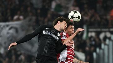 Sturm Graz's Turkish forward Erencan Yardimci goes for a header with Brest's French midfielder #28 Jonas Martin during the UEFA Champions League 1st round day 1 football match between Stade Brestois 29 (Brest) and Sturm Graz, at the Roudourou Stadium in Guingamp, western France, on September 19, 2024. (Photo by Damien MEYER / AFP)