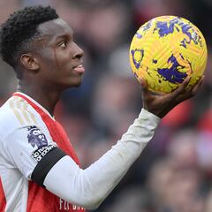 Nketiah deslumbra al Emirates