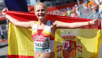 ATENCI&Oacute;N EDITORES, CORRIGE IDENTIDAD EPA5726. BERLIN (ALEMANIA), 07/08/2018.- La atleta espa&ntilde;ola Julia Takacs celebra su tercera posici&oacute;n en los 50km marcha femenina en Berl&iacute;n (Alemania) hoy, 7 de agosto de 2018, durante los Ca