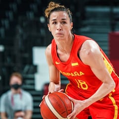 Queralt Casas rompe a llorar después del partido